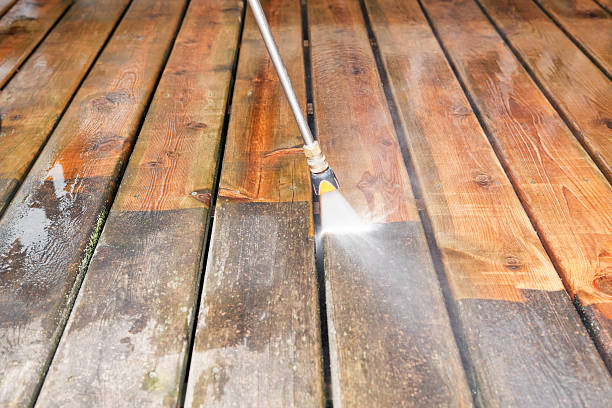 Best Sidewalk and Walkway Cleaning  in Cupertino, CA